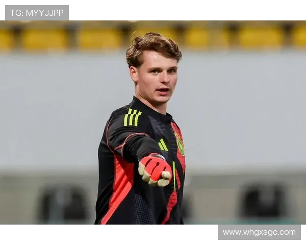 乌尔比希强调战胜科隆是首要目标不愿评论诺伊尔续约问题